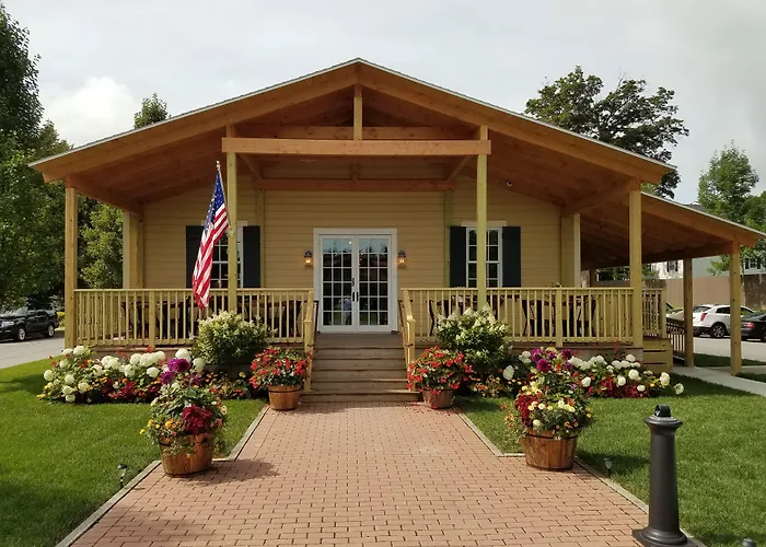 Hotels in Downtown Cooperstown