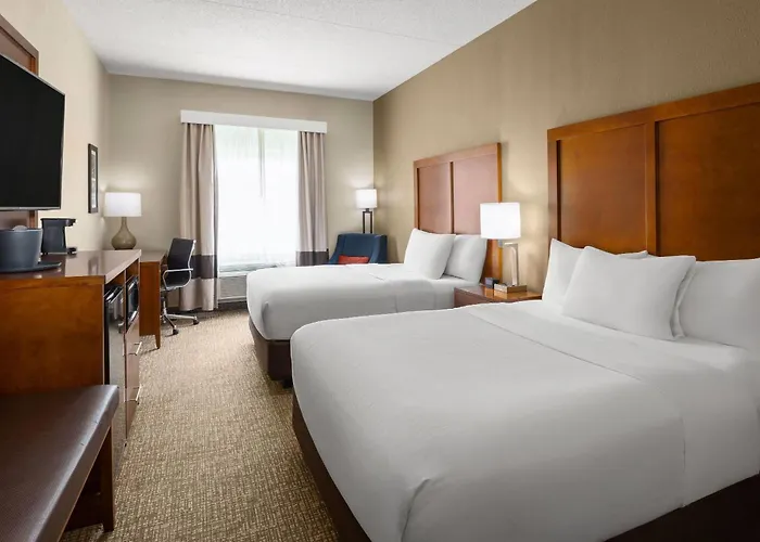 Hotels in Downtown New Stanton