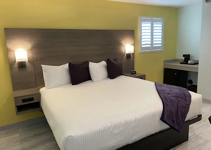 Hotels in Downtown Logan