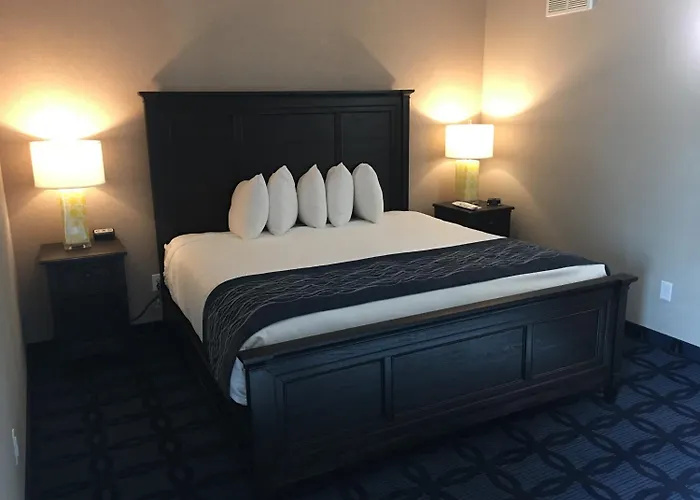Hotels in Downtown Hannibal