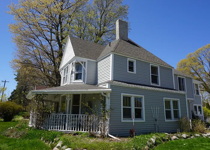 Hotels in Downtown Charlevoix