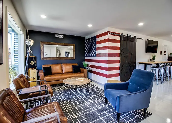 Hotels in Downtown Redding