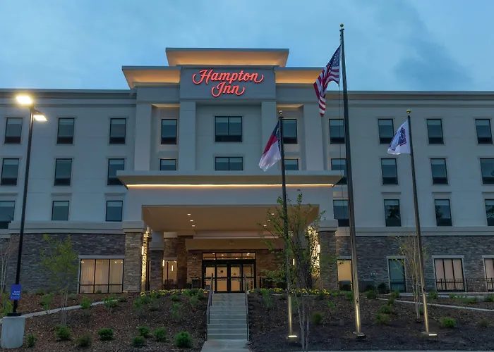 Hotels in Downtown Black Mountain