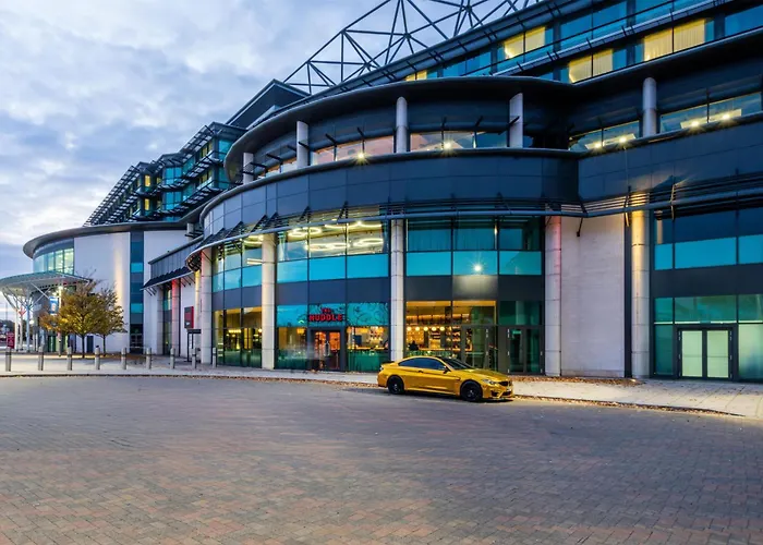 Hotels in Downtown Twickenham
