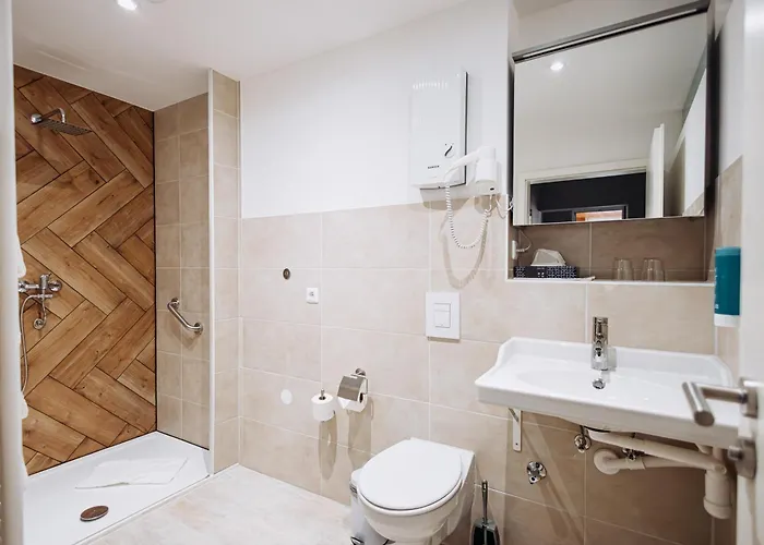 Hotels in Downtown Koblenz (Rhineland-Palatinate)