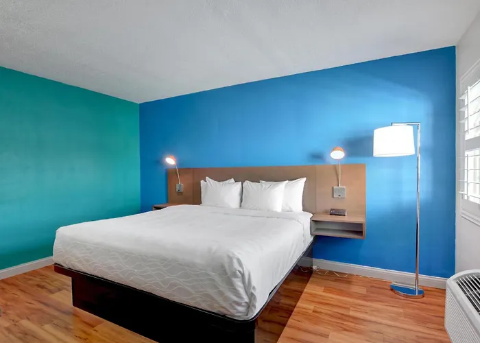 Hotels in Downtown Medford