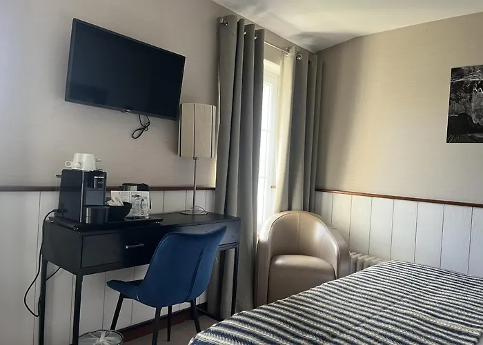 Hotels in Downtown Etretat