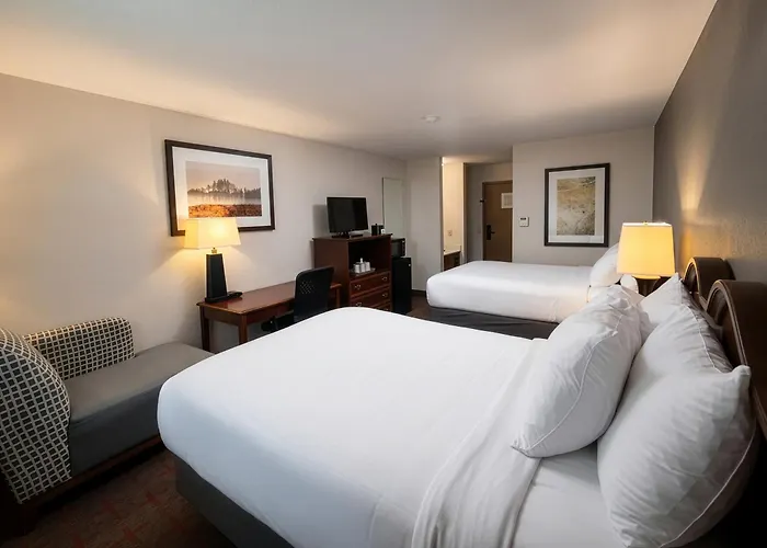 Hotels in Downtown Sheboygan