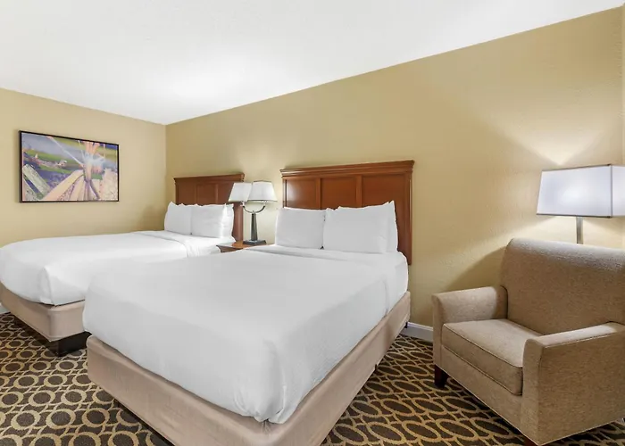 Hotels in Downtown Wooster