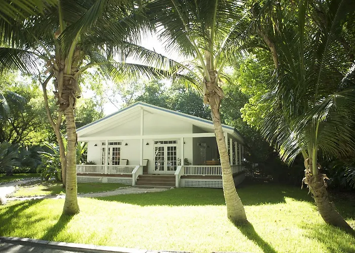 Hotels in Downtown Islamorada