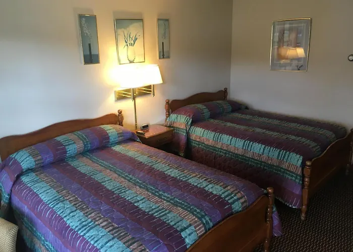 Hotels in Downtown Bennington